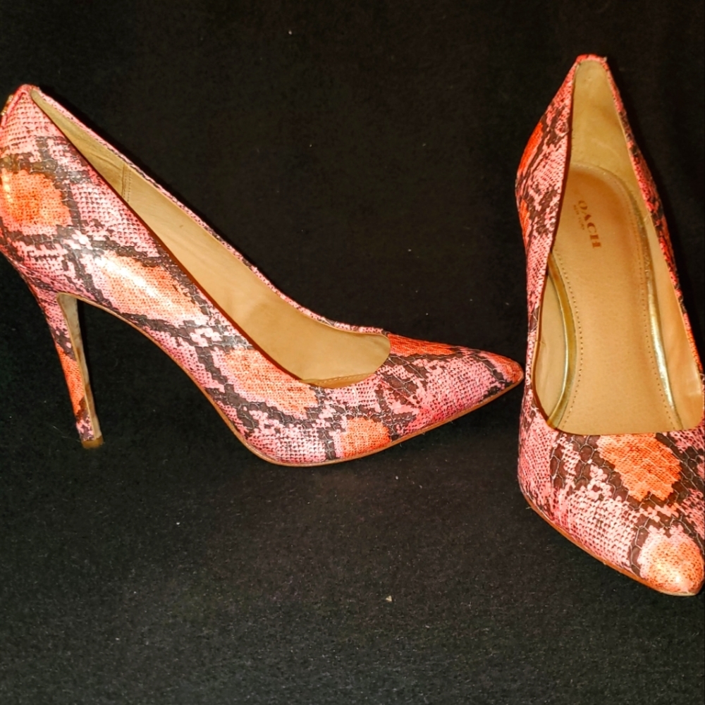 Coach size 10 snakeskin heels